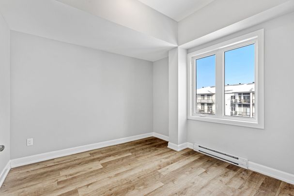 For Lease - 979 North Russell Road Unit# 302, Russell, Ontario - Photo 1