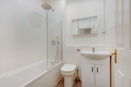 2 Bedroom Apartment To Let - Photo 2