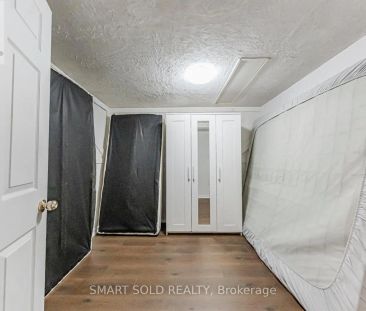 22 HAZELGLEN COURT - Photo 1