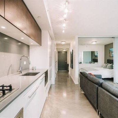 Modern one-bed one-bath condo in Gastown - Photo 1