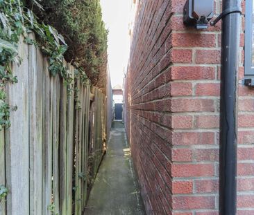 Harford Drive, Watford, Hertfordshire, WD17 - Photo 3