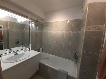 Location Appartement 3 pièces 53m² - Photo 4