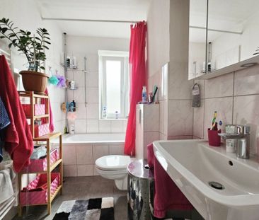 3-Zimmerwohnung mit Balkon und Mansardenzimmer - Körnerstraße - Sol... - Photo 1