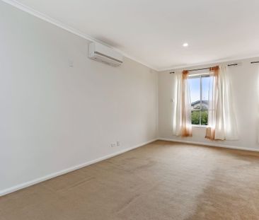 Convenient Glenroy Living - Photo 1