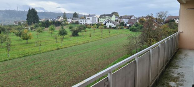 Familienfreundliche Altbauwohnung mit Balkon an ruhiger Lage - Photo 1