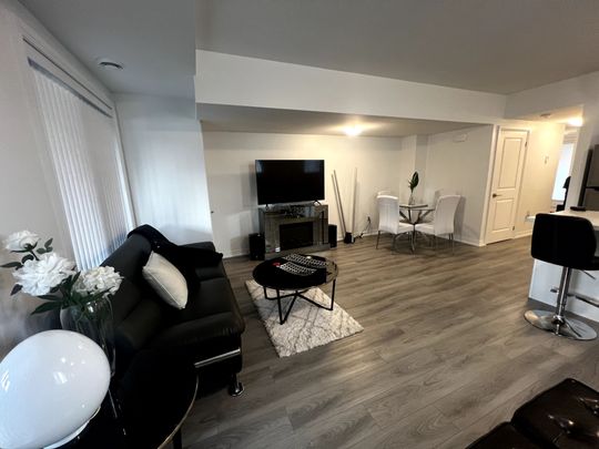 For Lease - 6705 Cropp Street Unit# 66, Niagara Falls, Ontario - Photo 1