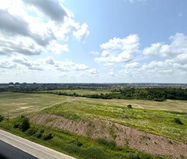 For Lease - 3200 William Colston Avenue Unit# 1304, Oakville, Ontario - Photo 2