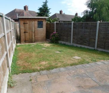 2 bedroom terraced house to rent - Photo 4