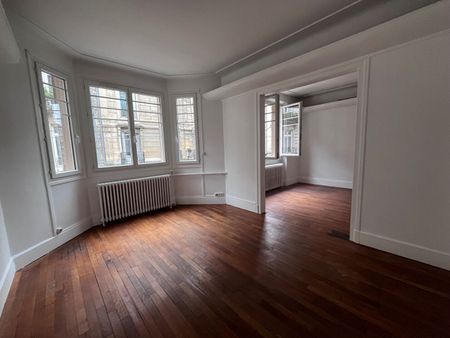 Location Appartement 3 pièces 60m² BESANCON 25000 - Photo 2