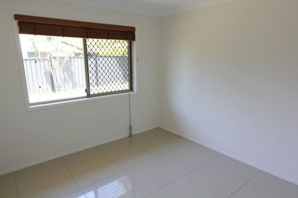 14 Roberts Street, 4160, Wellington Point Qld - Photo 1