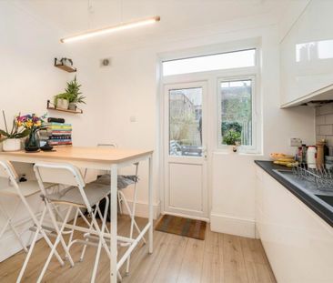 Amesbury Avenue, SW2, London - Photo 4
