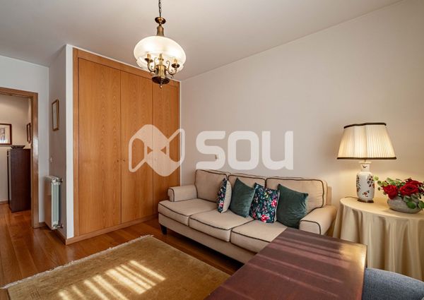 Apartamento T4 em Porto