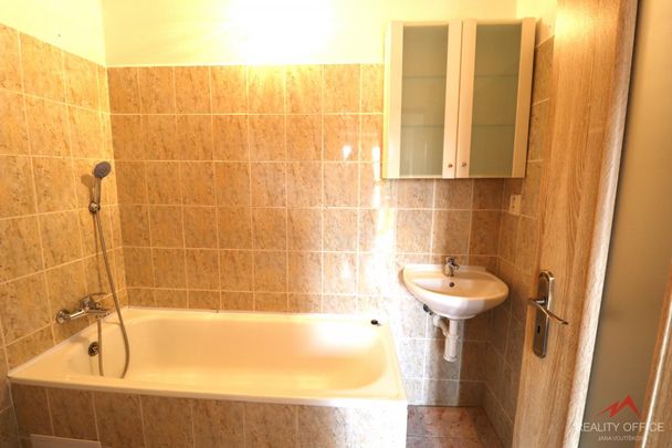 Pronájem bytu 2+1 58 m² - Фото 1