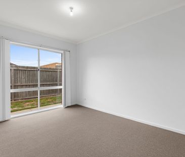 Ideal First Home in a Quiet, Family-Friendly Court - Photo 1