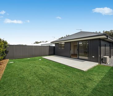 21 Solomon Drive, Lake Cathie NSW 2445 - House For Rent | Domain - Photo 4