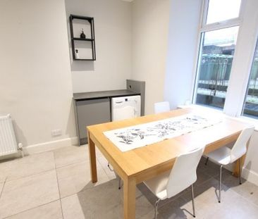 Fairlie Park Drive, Partick - Photo 2