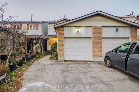 98 Rakewood Crescent #Upper - Photo 4