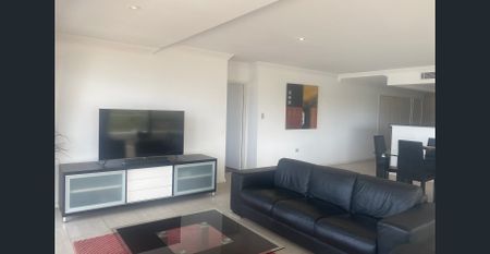 FURNISHED BEACH FRONT APARTMENT IN DOLPHIN QUAYS - Photo 4