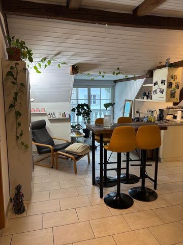 Stylish old building apartment with gallery in the old town of Olten! - Foto 3