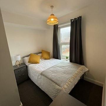 1 bedroom in a house share to rent - Photo 1
