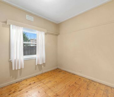 Neat and tidy three bedroom home - Photo 5