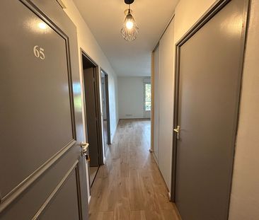 Location Appartement 2 pièces 43m² - Photo 6