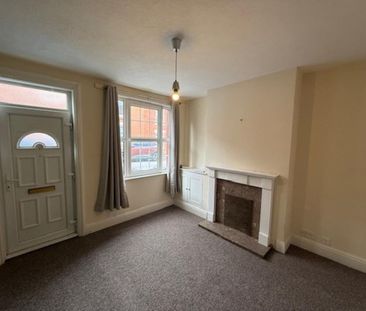 2 bedroom terraced house to rent - Photo 6