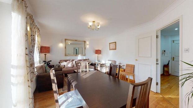 2 bedroom flat to rent - Photo 1