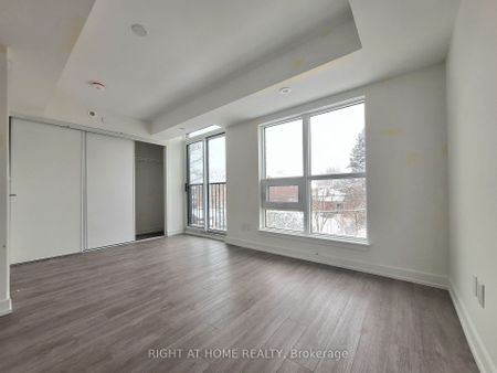 Condo Townhouse For Lease | C8072242 - Photo 2