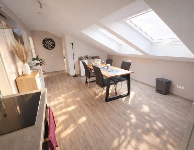 Gemütliche 2-Zimmer Dachgeschosswohnung in Pforzheim (Würm) - Foto 1