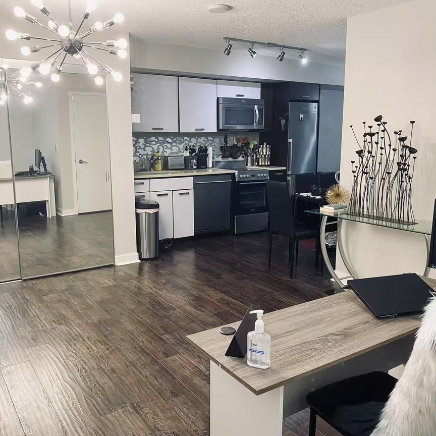 For Lease - 295 Adelaide Street Unit# 723, Toronto, Ontario - Photo 1