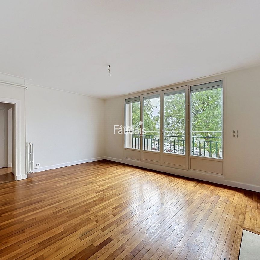 Location Appartement 4 pièces 90m² ST LO 50000 - Photo 1