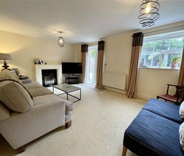 4 bedroom terraced house to rent - Photo 1