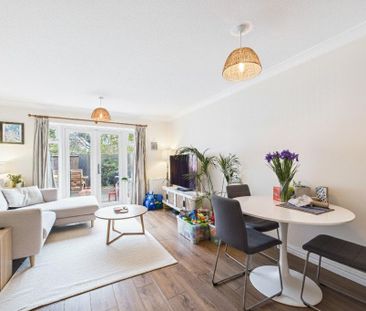 2 bedroom semi-detached house to rent - Photo 6