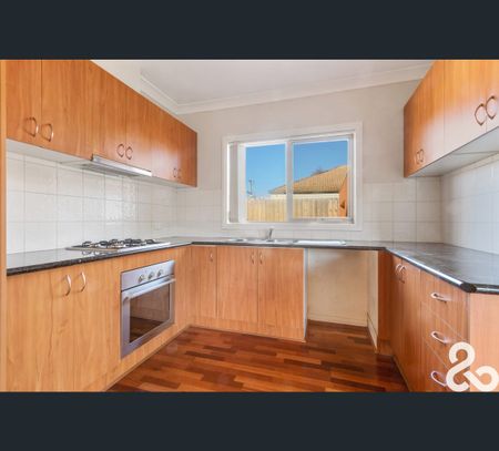 2/2 Kenilworth Street, Reservoir, Vic 3073 - Photo 3