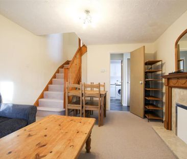 2 bedroom semi-detached house to rent - Photo 2