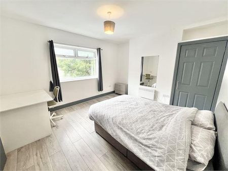 5 bedroom house share to rent - Photo 4