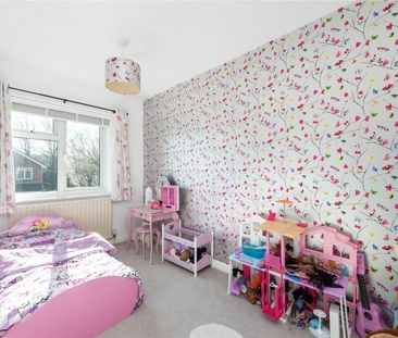 Snowdrop Way, Woking, Surrey, GU24 - Photo 6