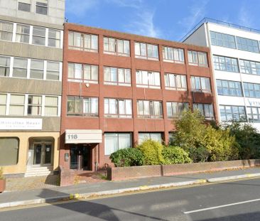 Studio to rent - Photo 6