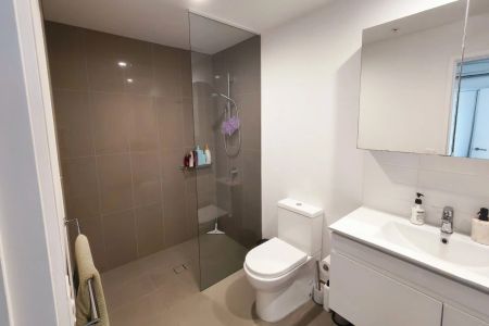 Modern Riverside Living - Photo 5