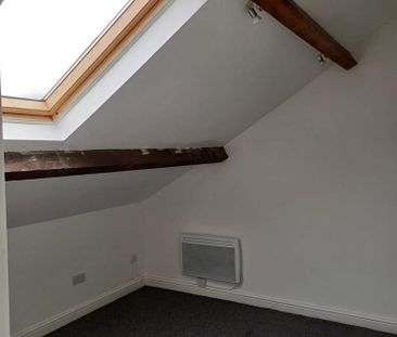 2 bedroom flat to rent - Photo 4