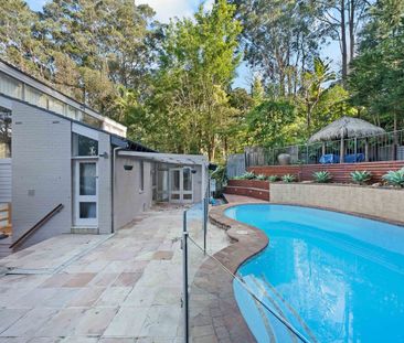 Tranquil Home with Modern Comforts and Scenic Views - Photo 6