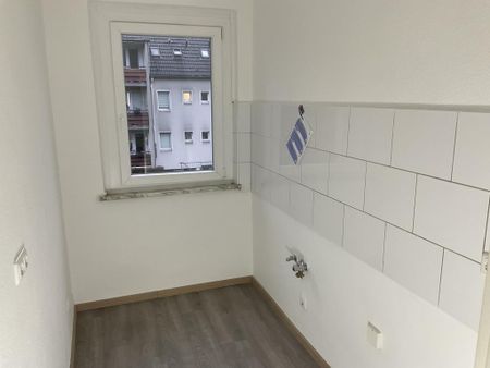 Ab sofort ! 3-Zimmer-Wohnung in Duisburg Obermeiderich - Photo 2