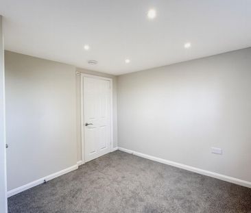 2 bedroom House To Let Total Size: 442 SQ FT - Photo 5
