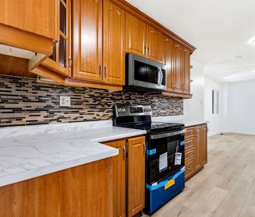 For Lease - 10 Banting Crescent Unit# Upper, Brampton, Ontario - Photo 6