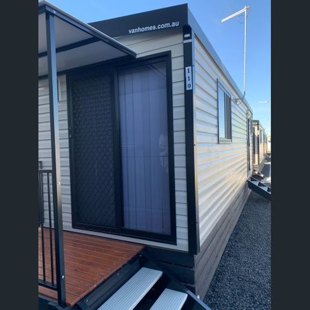 Self Contained Cabin – Furnished - Photo 3