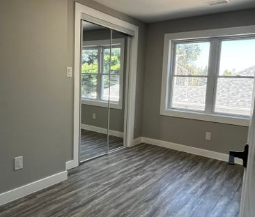 For Lease - 9 Gunn Street Unit# 1, Barrie, Ontario - Photo 2