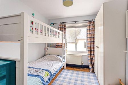 4 bedroom detached house to rent - Photo 4