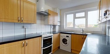 Ingoldsby Road, Birchington, CT7 9PL, Kent - Photo 2