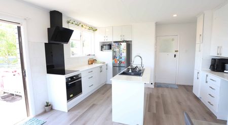 34 Hukanui Road - Photo 3